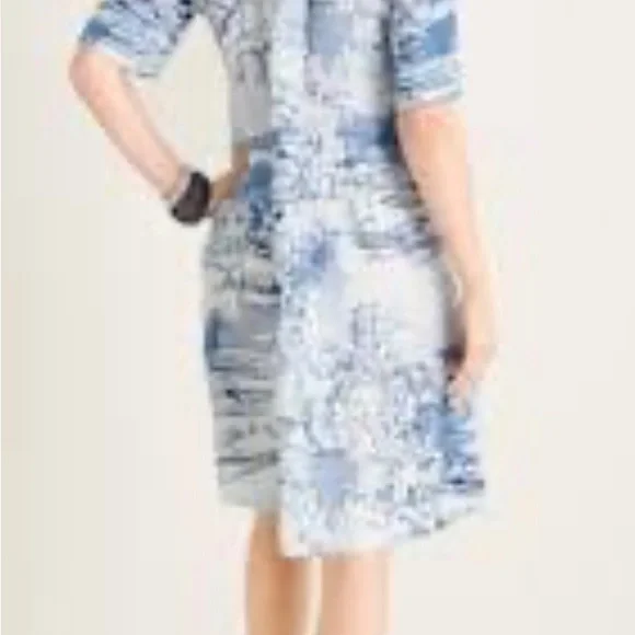 Women dress - Picture 2 of 4